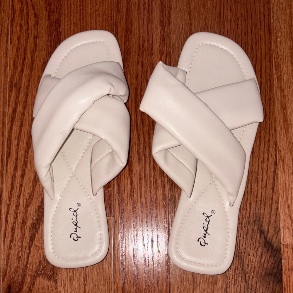 Qupid Cream Crisscross Slide Sandals